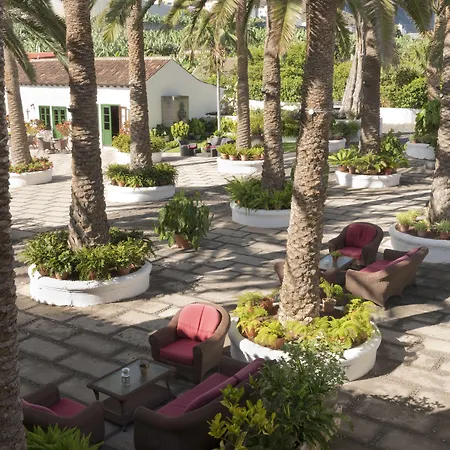 El Patio מלון