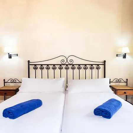 El Patio Otel 4*